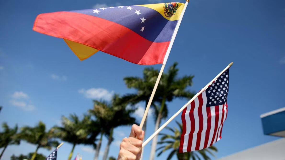 banderas de eeuu y venezuela